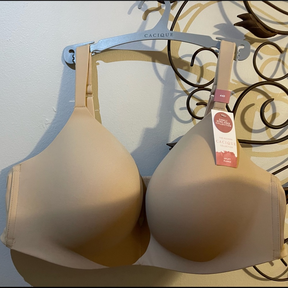 Cacique Uplift Plunge 44D Tan